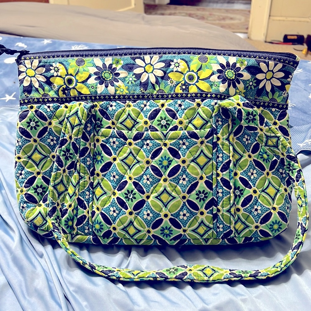 Vera Bradley Daisy purse